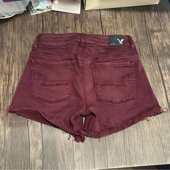 American Eagle Maroon Women's Super Stretch Mini Denim Jean Shorts - Picture 7 of 7